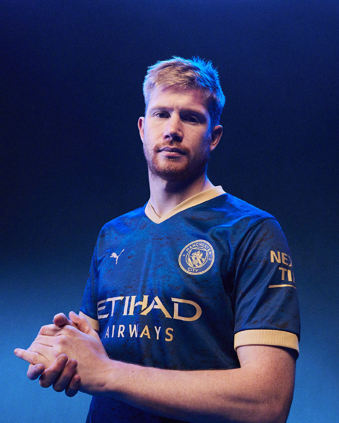 TA评选明年世界杯百大球星：梅西仅第八！C罗高居第25！