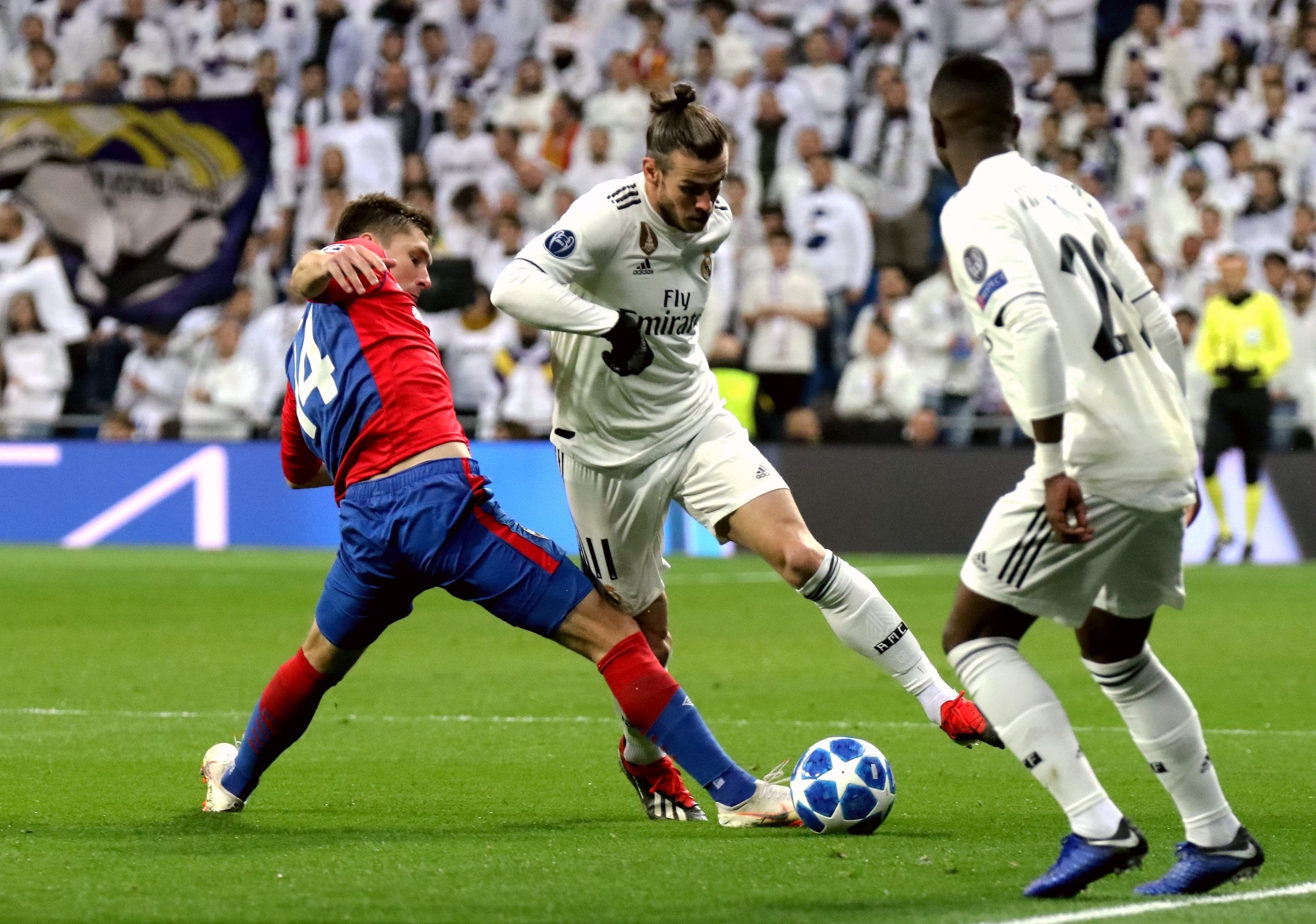 索内斯：萨拉赫不配进首发，他认为不必努力去争夺一席之地