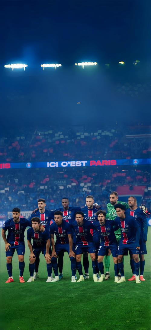 队报评法甲第14轮最佳阵：托万助朗斯登顶领衔，巴黎无人入选